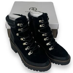 NEW Giani Bernini Lace Up Lug Sole Chunky Booties Black Suede size 8 Macy's